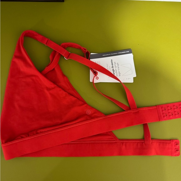 Lululemon triangle bra - Picture 4 of 4